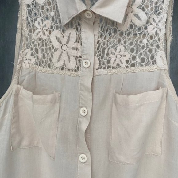 Collared Tank Top - Picture 2 of 5